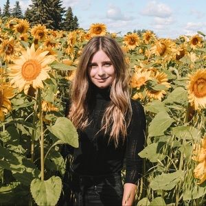 Meet your Posher, Melanie